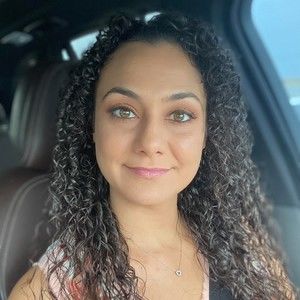 Meet your Posher, Daniela